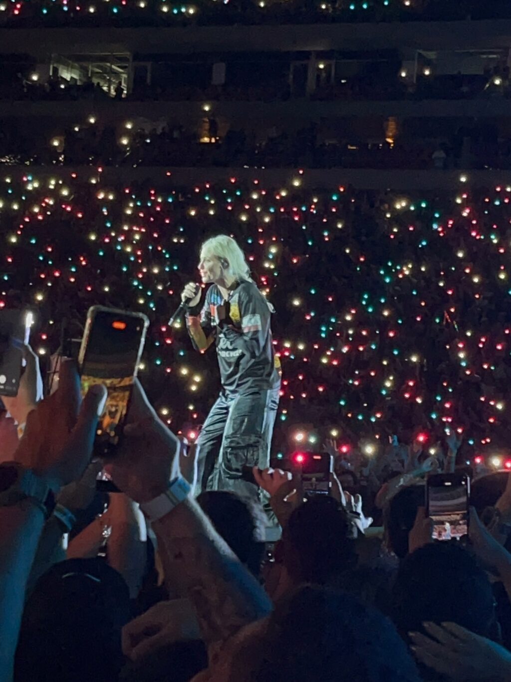 Instagram post from fromzerolp. This post is in position 6.